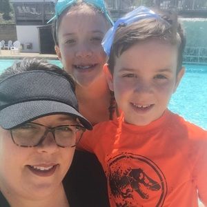 Meet your Posher, Linda